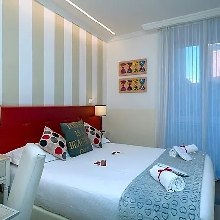 Zefiro Bed & Breakfast 4*