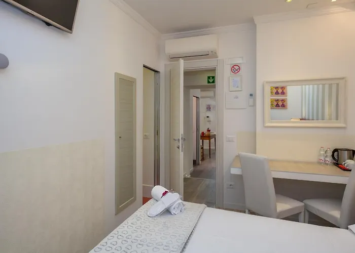 Zefiro Frühstückspension 4*