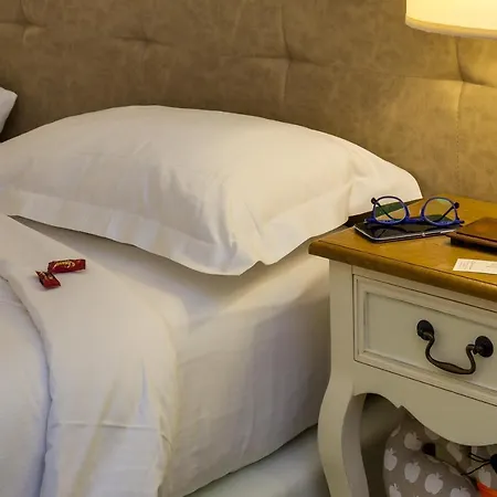 Bed & Breakfast Zefiro Home 4*